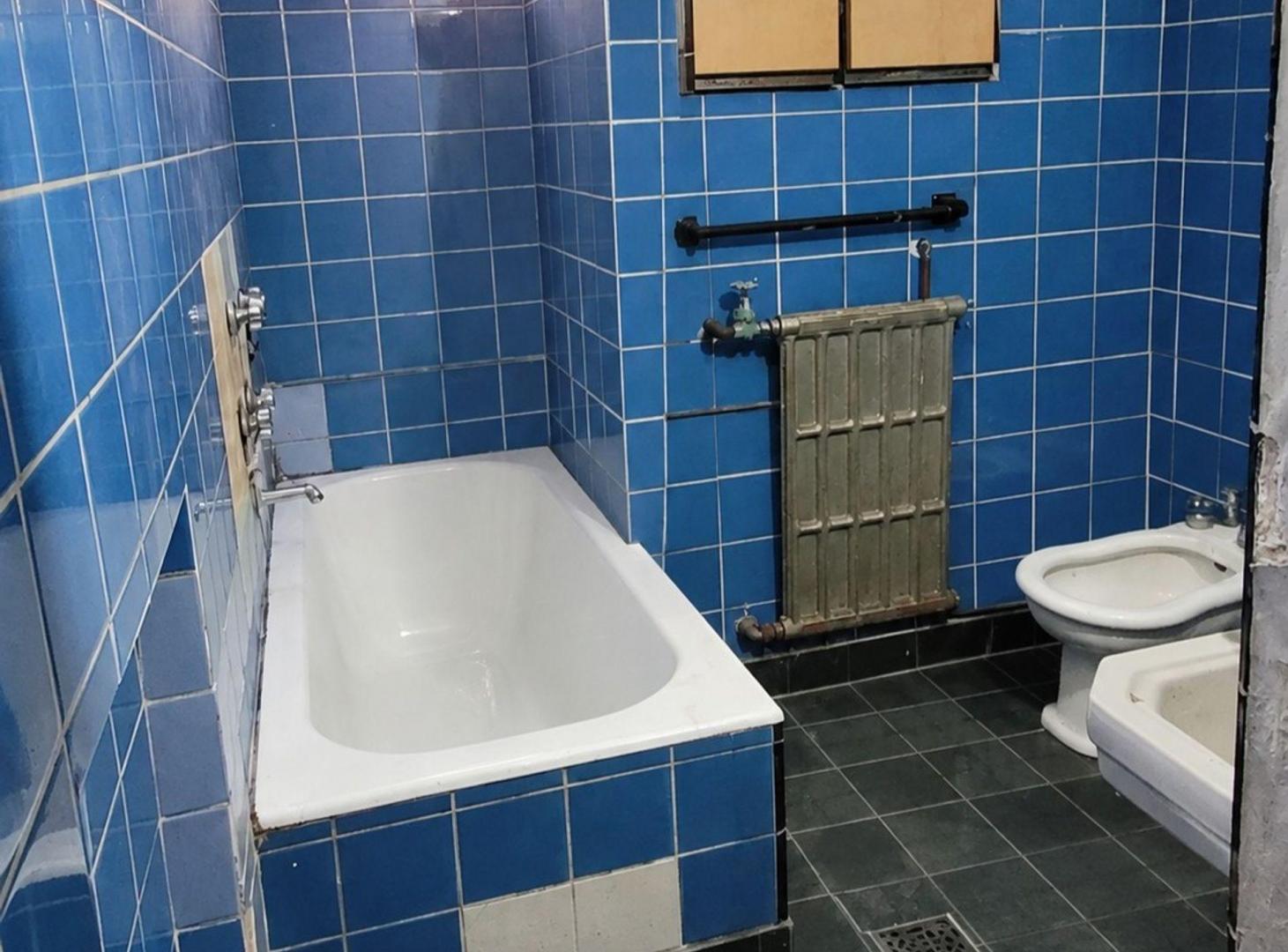 Foto de Venta Paternal Galpón + Vivienda Ph 5 amb. Garage, imagen 3