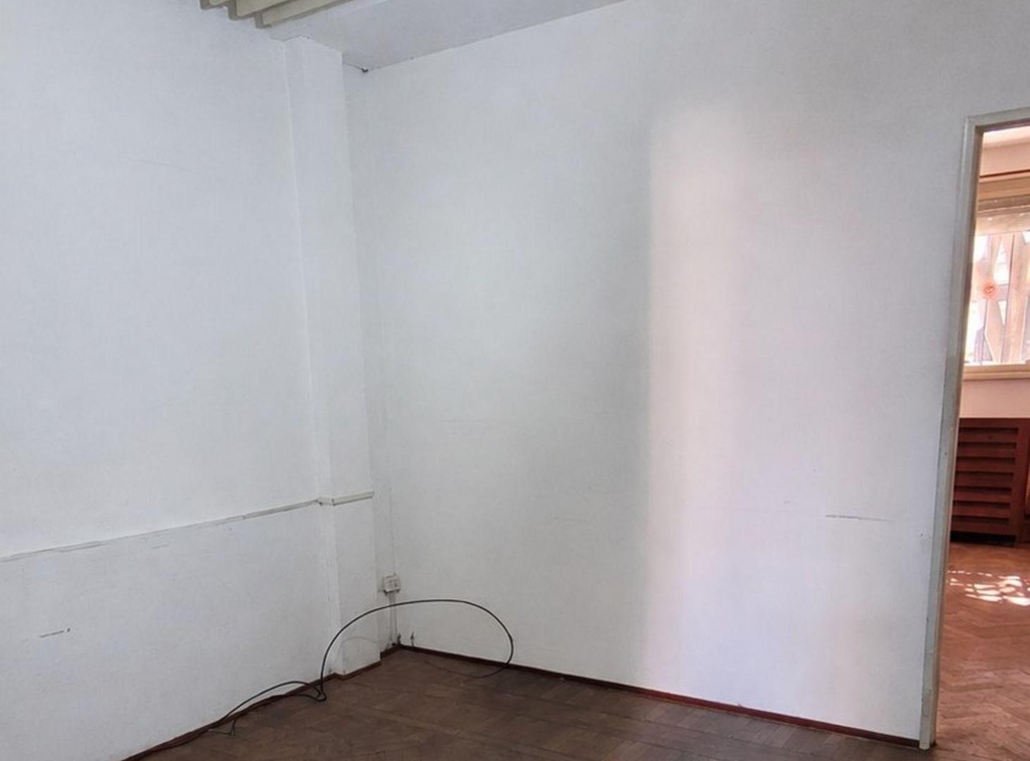 Foto de Venta Paternal Galpón + Vivienda Ph 5 amb. Garage, imagen 5