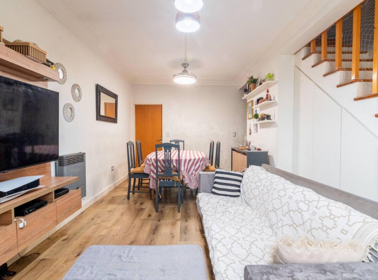 Foto de VENTA PH 3 AMBIENTES CON JARDÍN APTO CRÉDITO, imagen 1