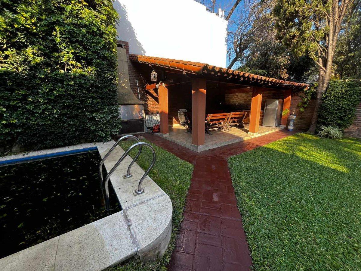 Foto de CASA 4 AMBIENTES CON QUINCHO Y PILETA CIUDAD EVITA, imagen 3