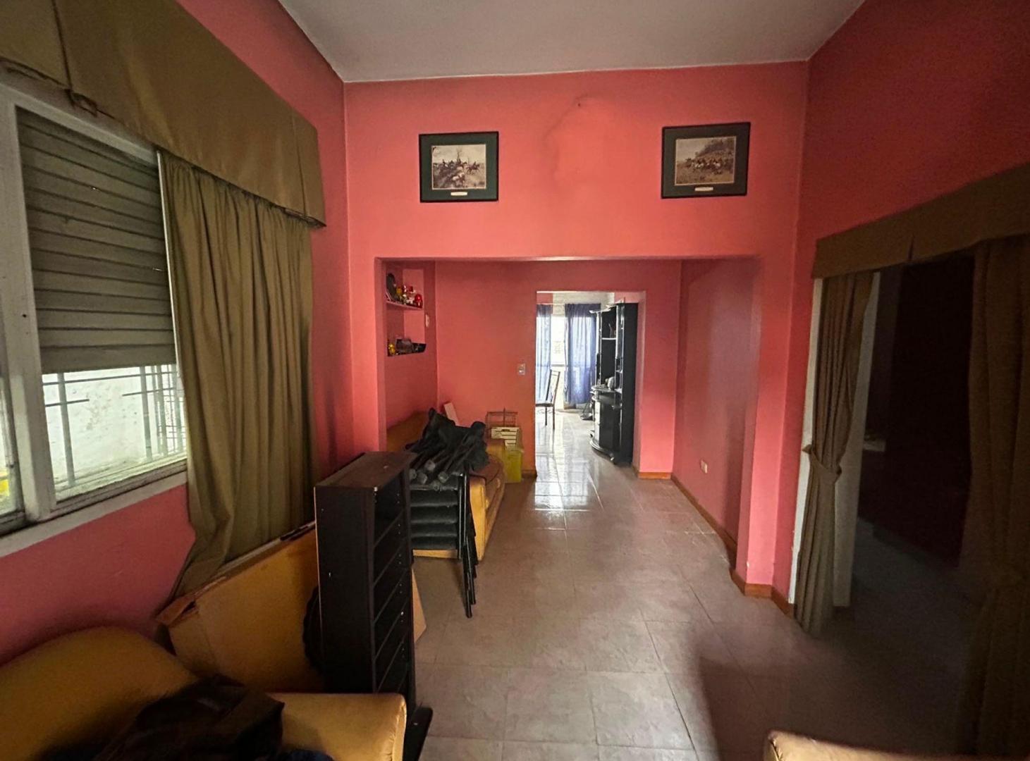 Foto de Venta Casa Liniers 3 ambientes Cochera Terraza, imagen 2