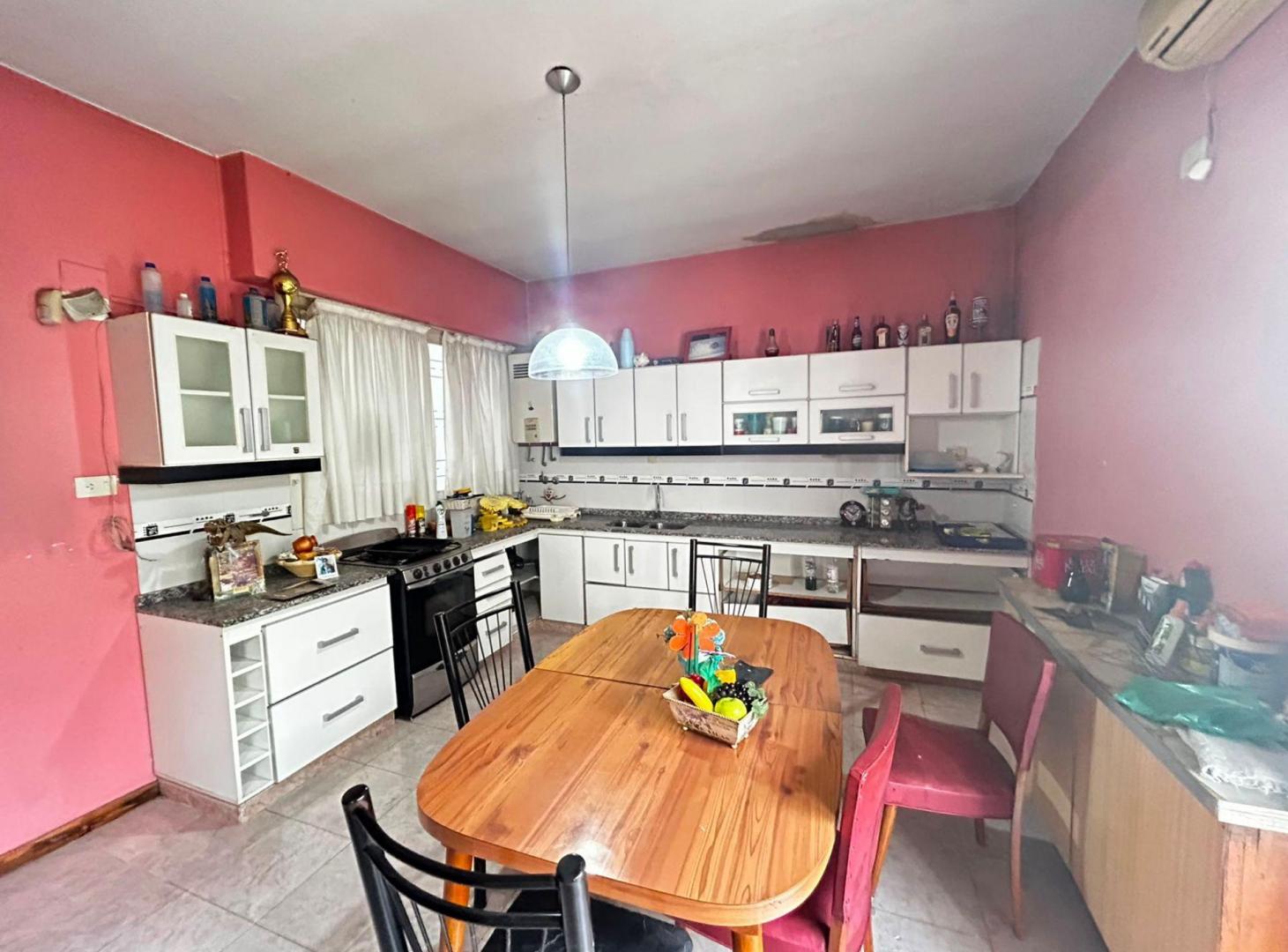 Foto de Venta Casa Liniers 3 ambientes Cochera Terraza, imagen 4