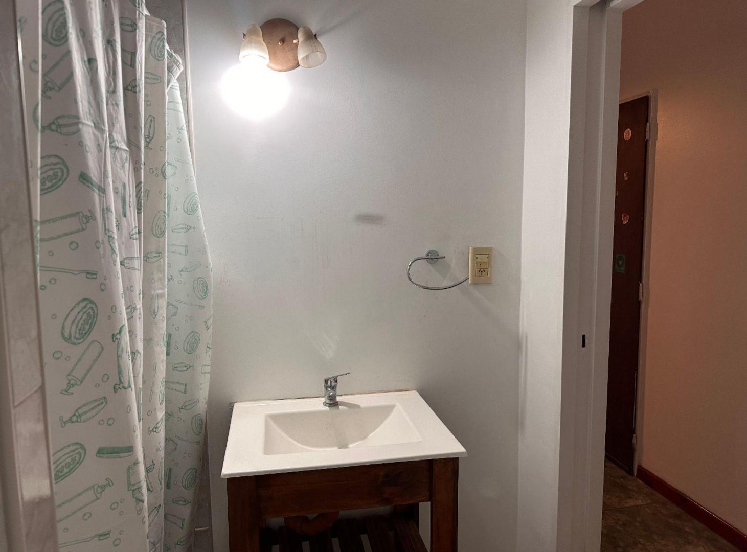 Foto de ALQUILER DEPARTAMENTO 3 AMBIENTES EN WILDE., imagen 3