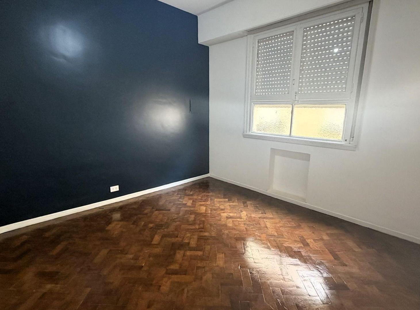Foto de VENTA DEPARTAMENTO 2 AMB CONSTITUCION REFACCIONADO, imagen 2