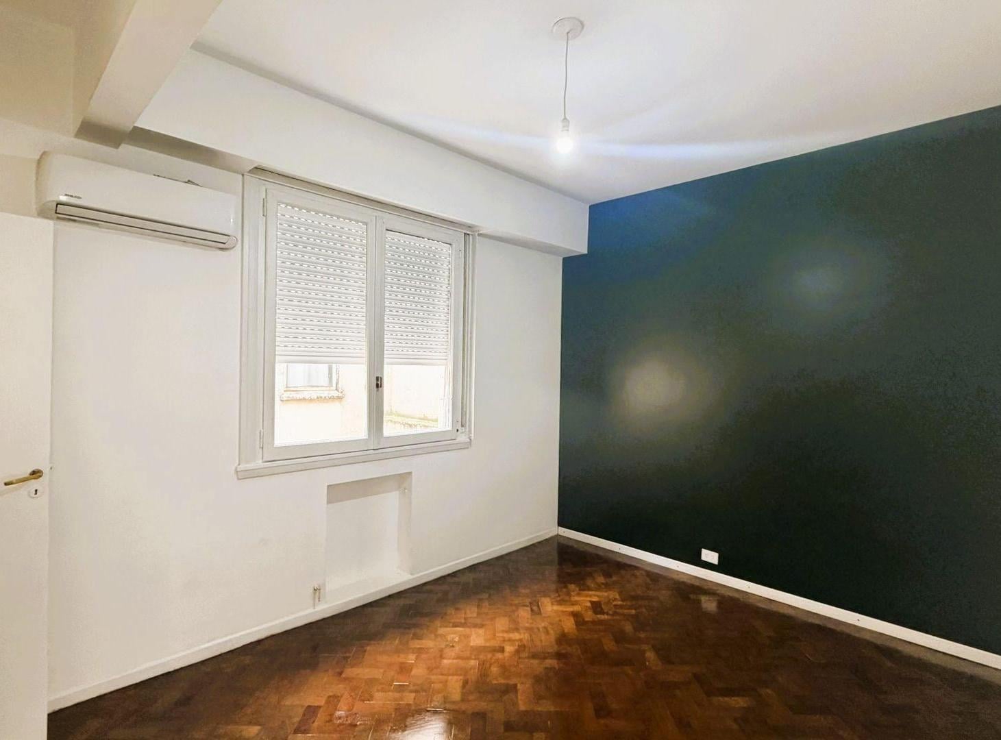 Foto de VENTA DEPARTAMENTO 2 AMB CONSTITUCION REFACCIONADO, imagen 1