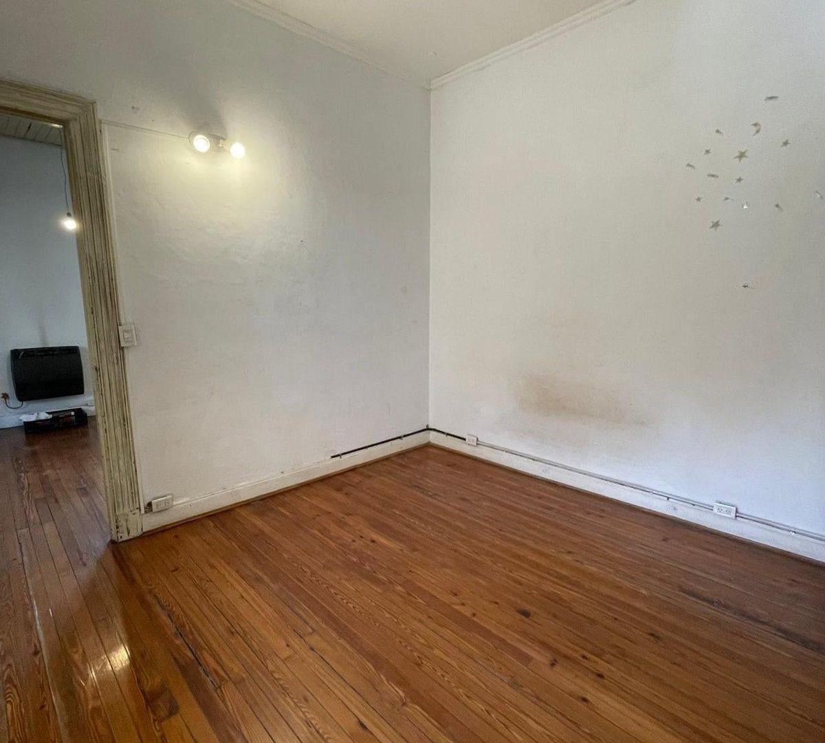 Foto de VENTA PH 4 AMBIENTES EN SAN CRISTOBAL SIN EXPENSAS, imagen 2