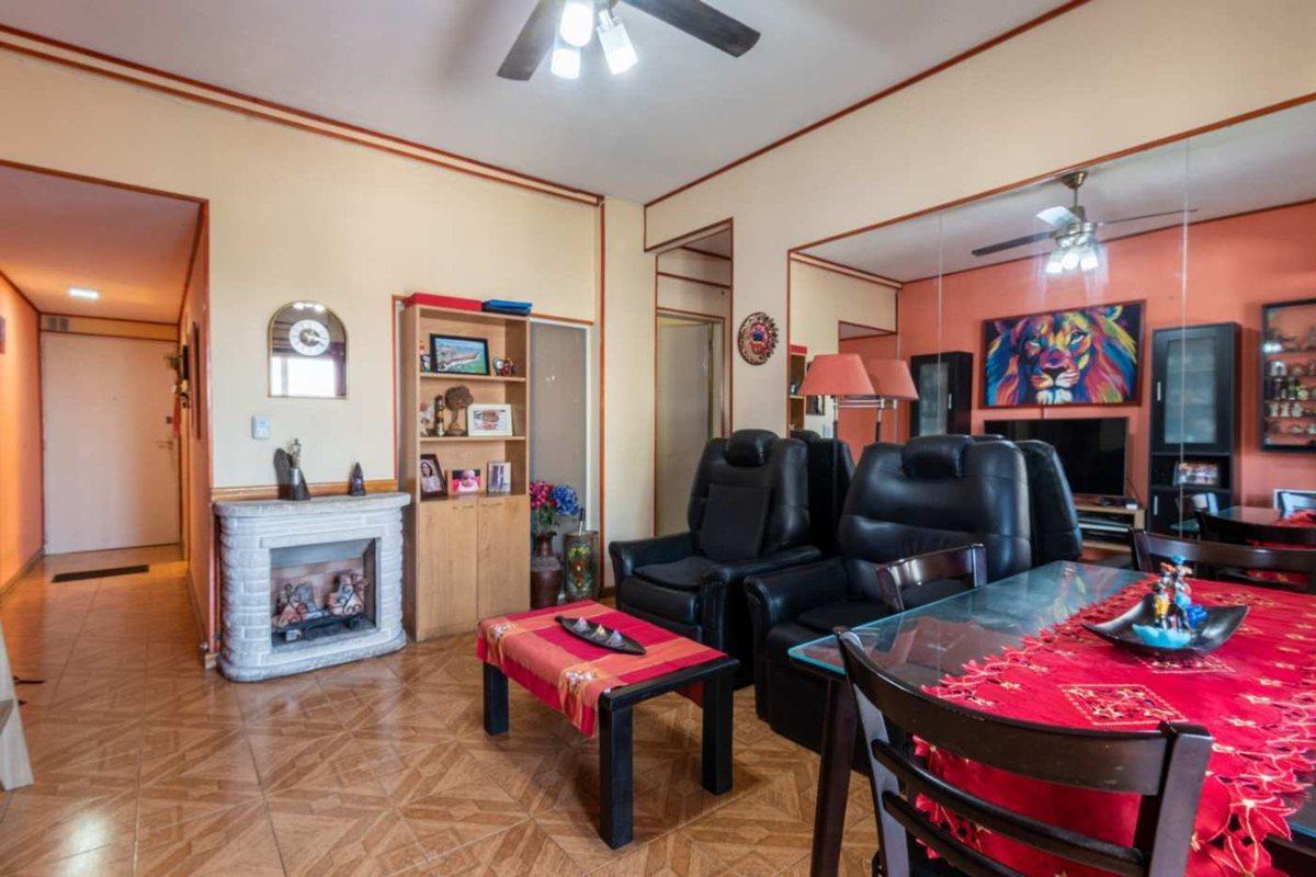 Foto de VENTA DEPARTAMENTO 4 AMBIENTES SAN CRISTOBAL, imagen 4
