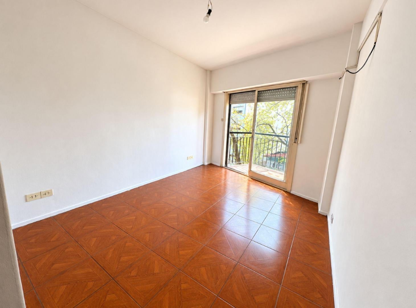 Foto de VENTA DEPTO DE 2 AMBIENTES CON BALCÓN AL FRENTE, imagen 1