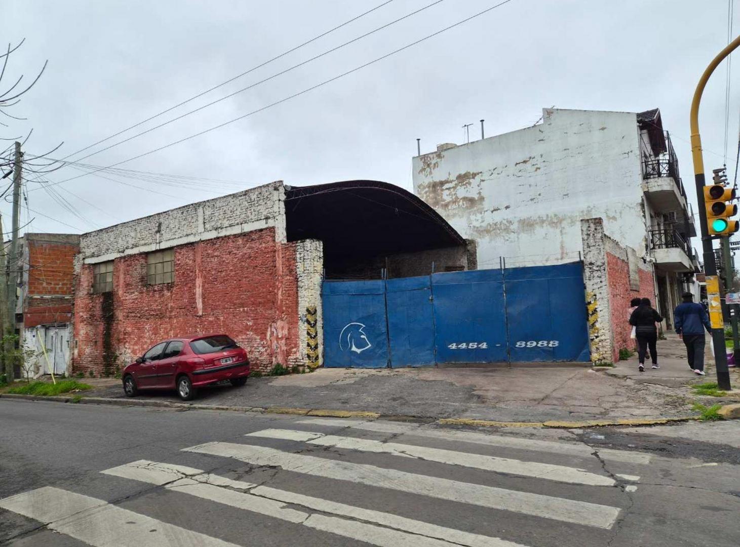 Foto de Venta Galpón de 285 mts en esquina Lomas del mirad, imagen 1