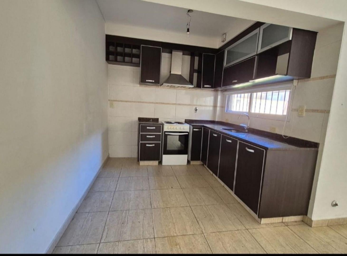 Foto de VENTA PH 2 AMBIENTES LOMAS DEL MIRADOR, imagen 3