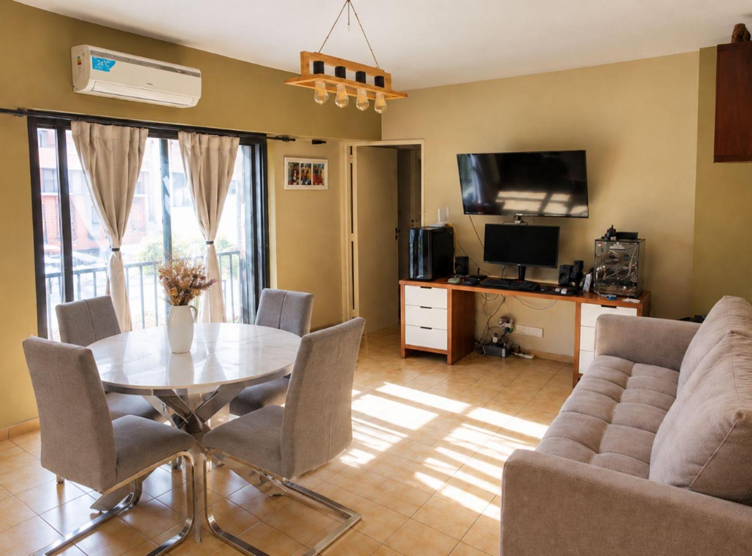 Foto de VENTA DEPTO. 2 AMB REFACCIONADO EN VILLA CRESPO., imagen 1