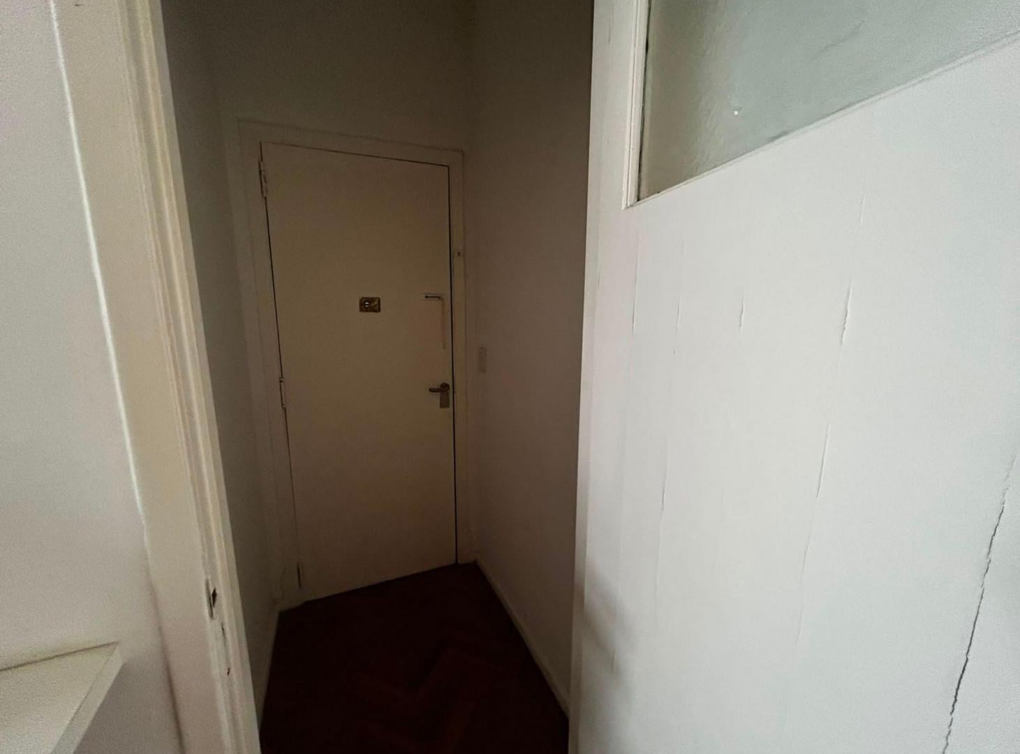 Foto de Venta Departamento Balvanera Balcon Luminoso, imagen 2