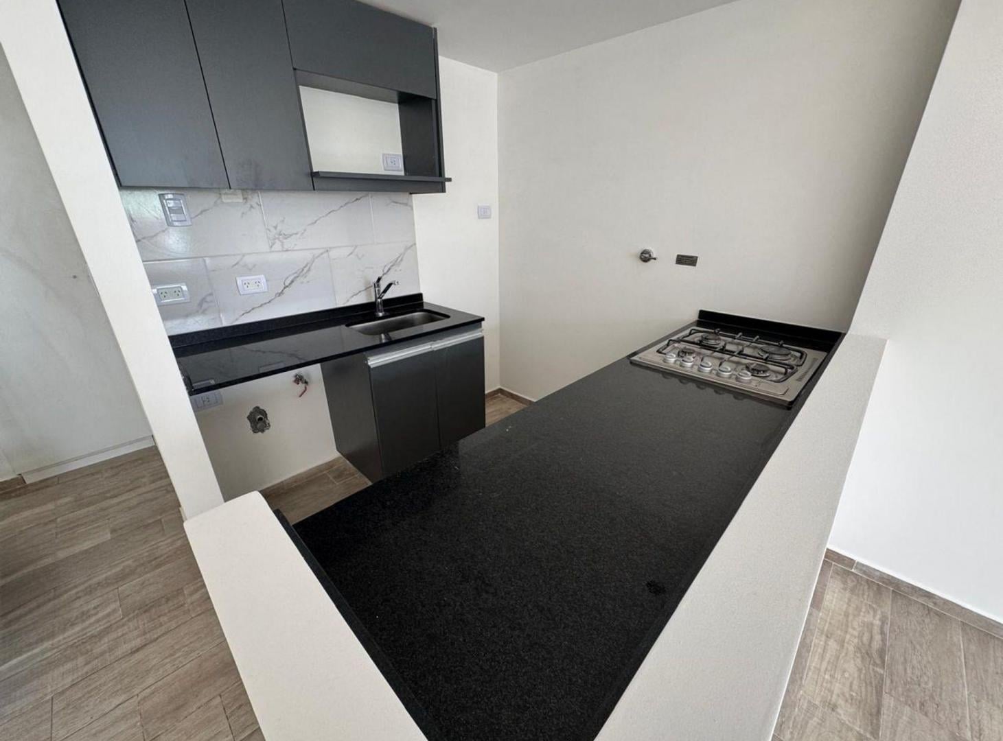 Foto de VENTA DEPARTAMENTO MONOAMBIENTE CON COCHERA, imagen 4