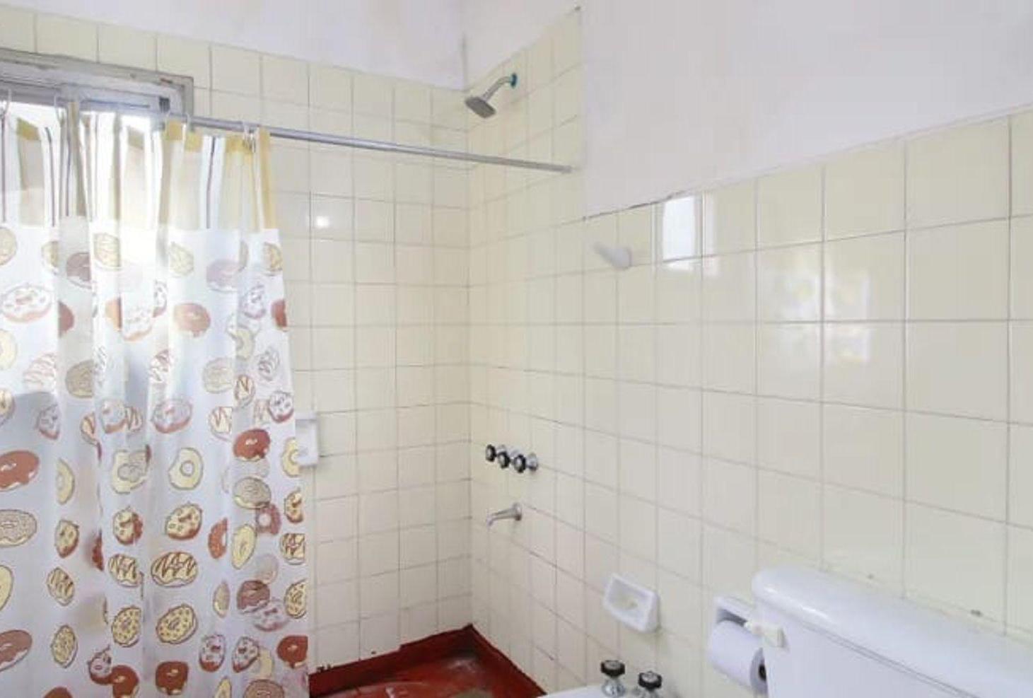 Foto de ALQUILER DEPARTAMENTO EN DÚPLEX 5 AMB.-QUILMES OE, imagen 4