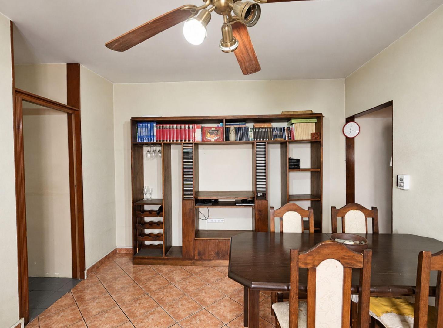 Foto de VENTA DEPARTAMENTO 4 AMBIENTES WILDE GUARDA COCHE, imagen 3