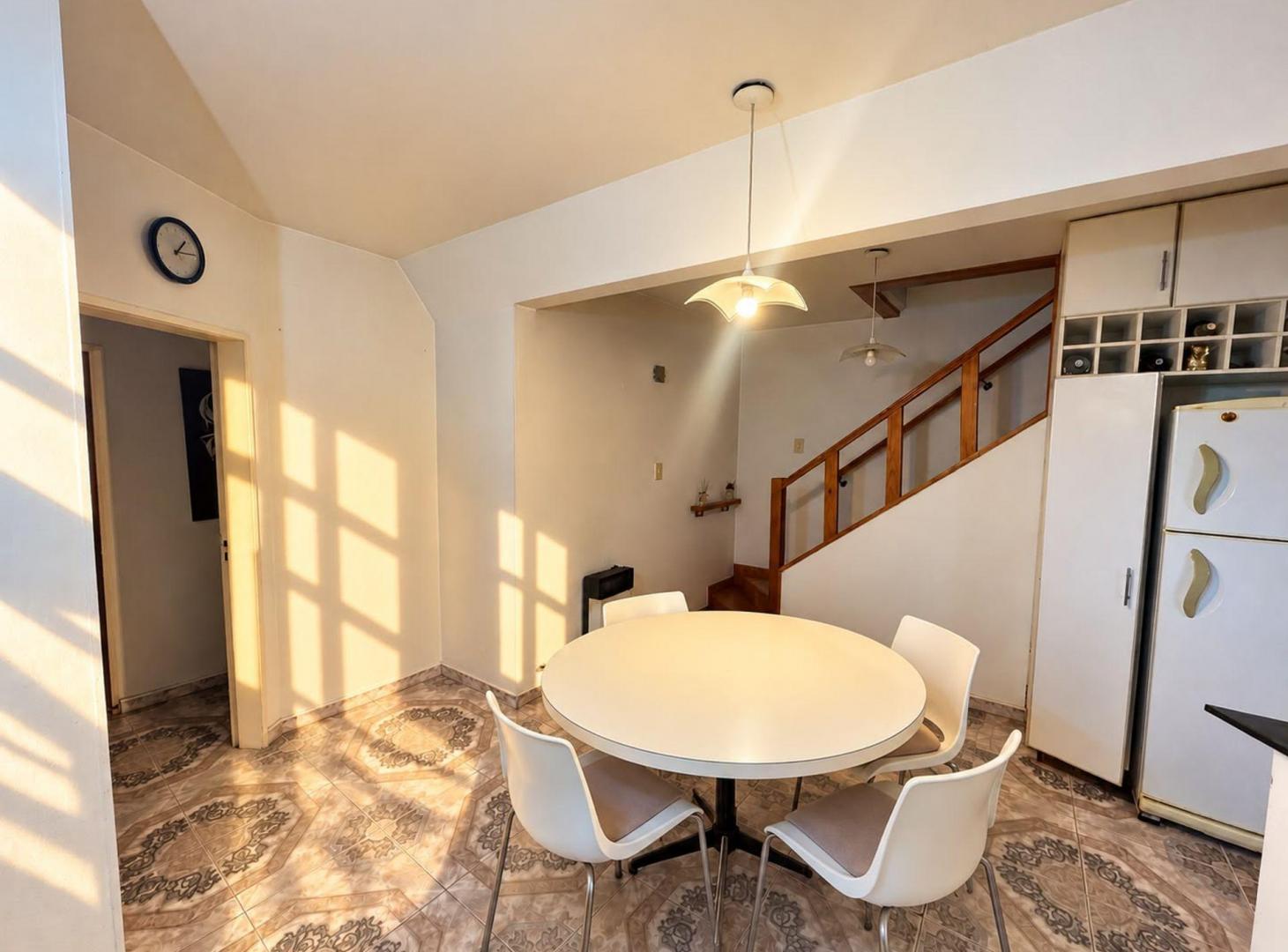 Foto de VENTA PH 4 AMBIENTES SARANDI COCHERA TIPO CASA, imagen 3
