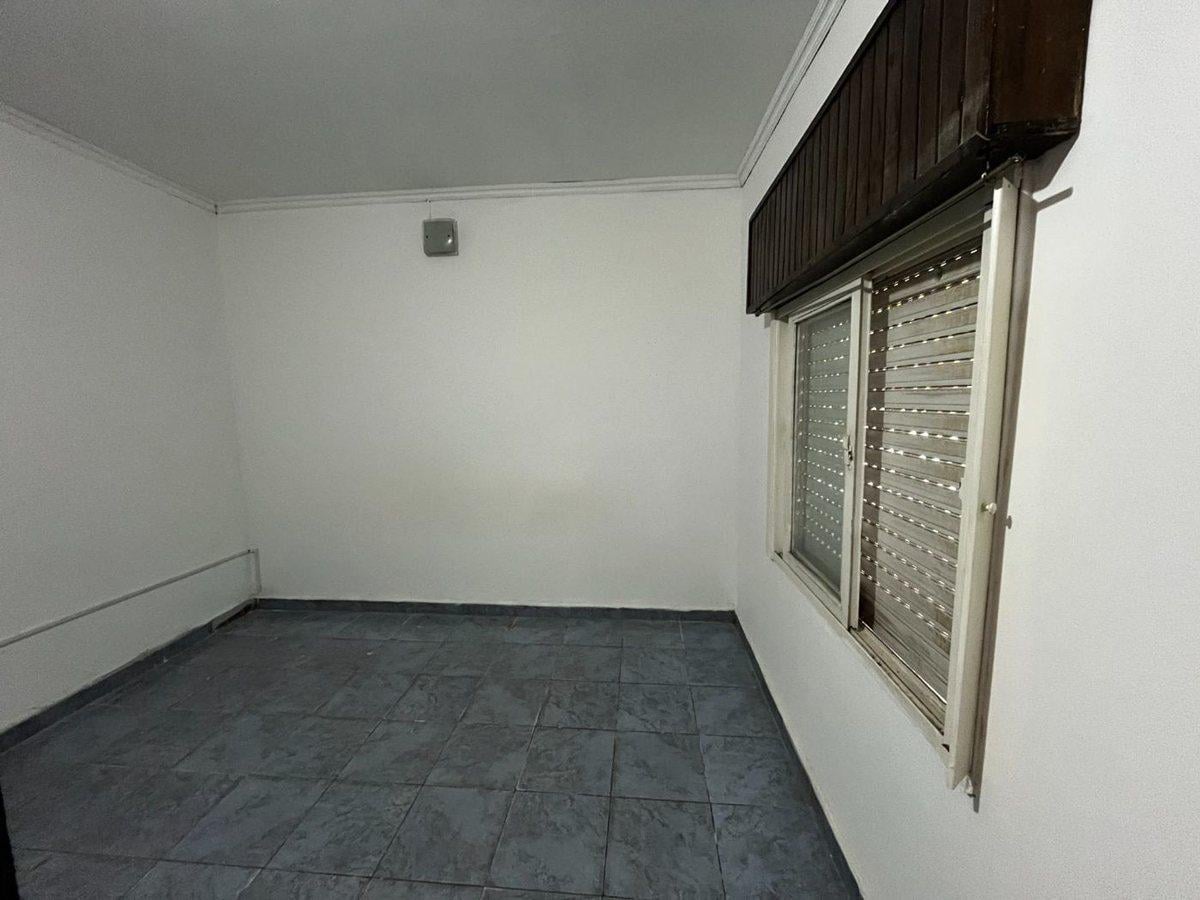 Foto de VENTA PH 4 AMBIENTES EN QUILMES CON COCHERA, imagen 4
