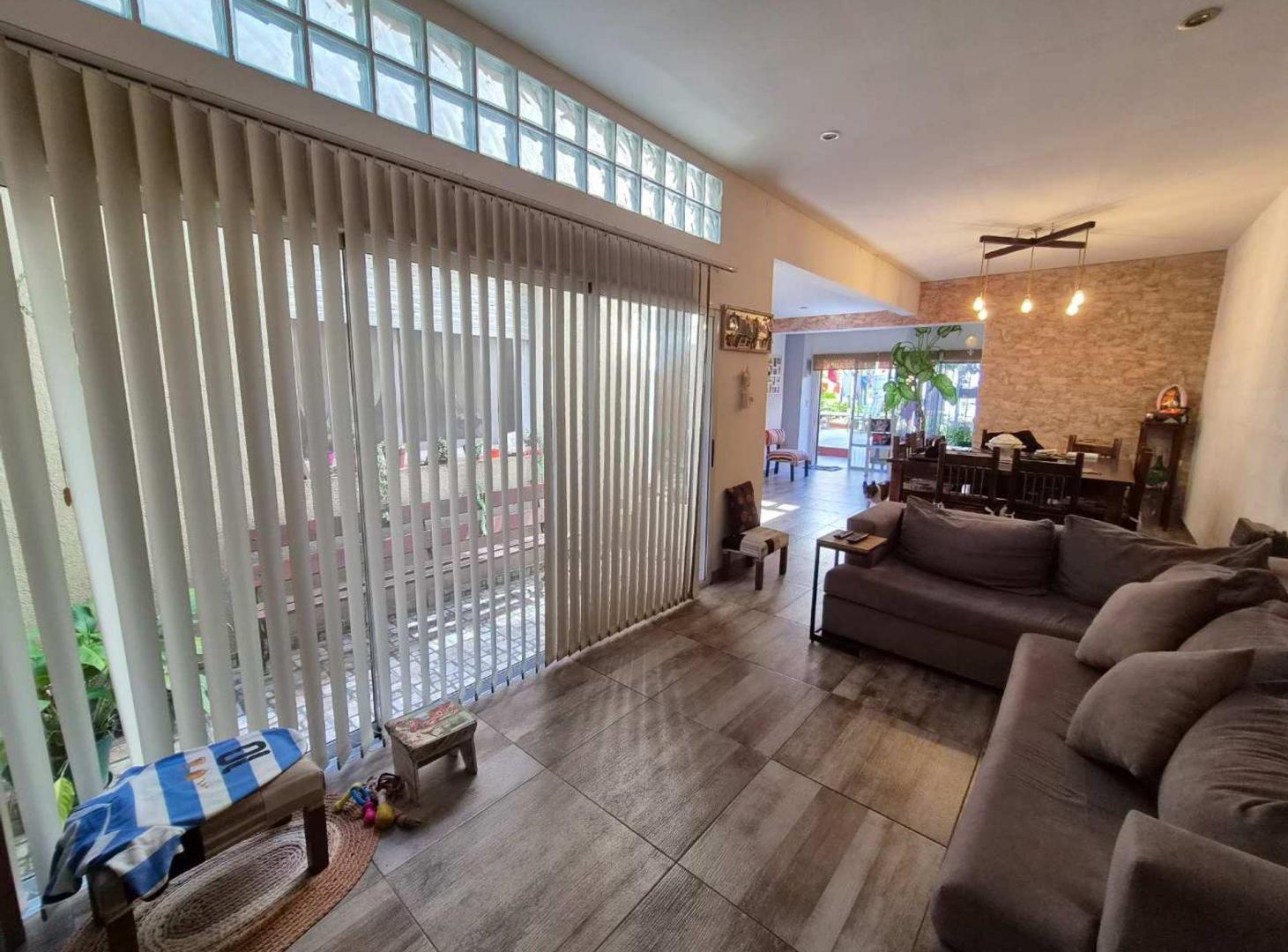 Foto de Venta PH planta baja 4 amb jardín quincho Liniers, imagen 1