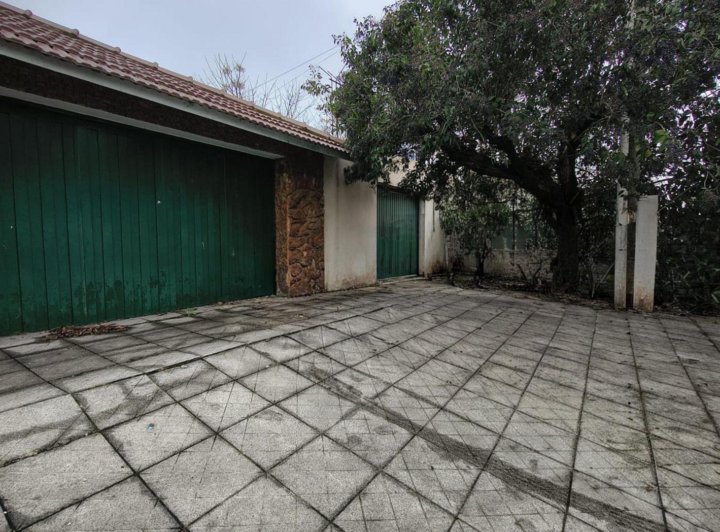 Foto de VENTA TERRENO CON DEPOSITO EN TAPIALES, imagen 2