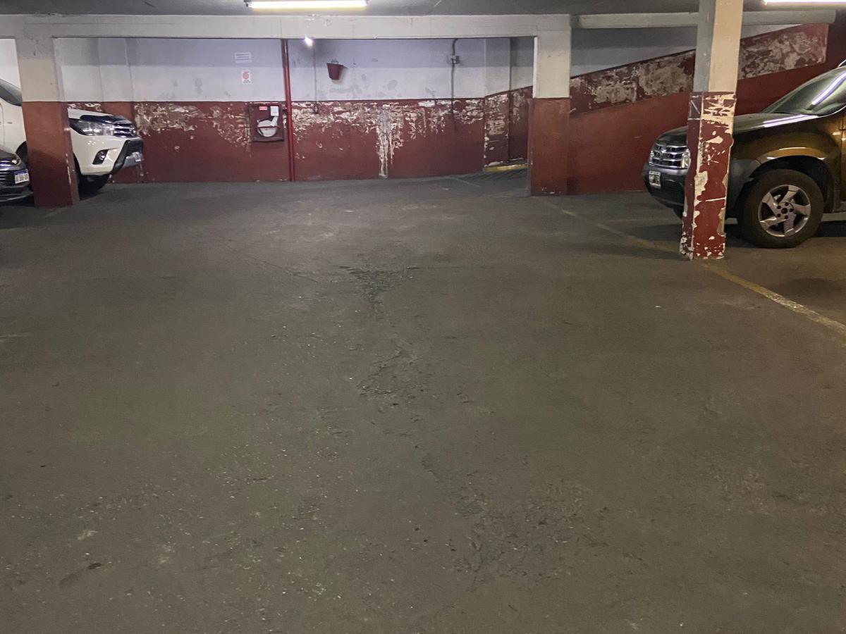 Venta Cochera San Nicolas Centro 4