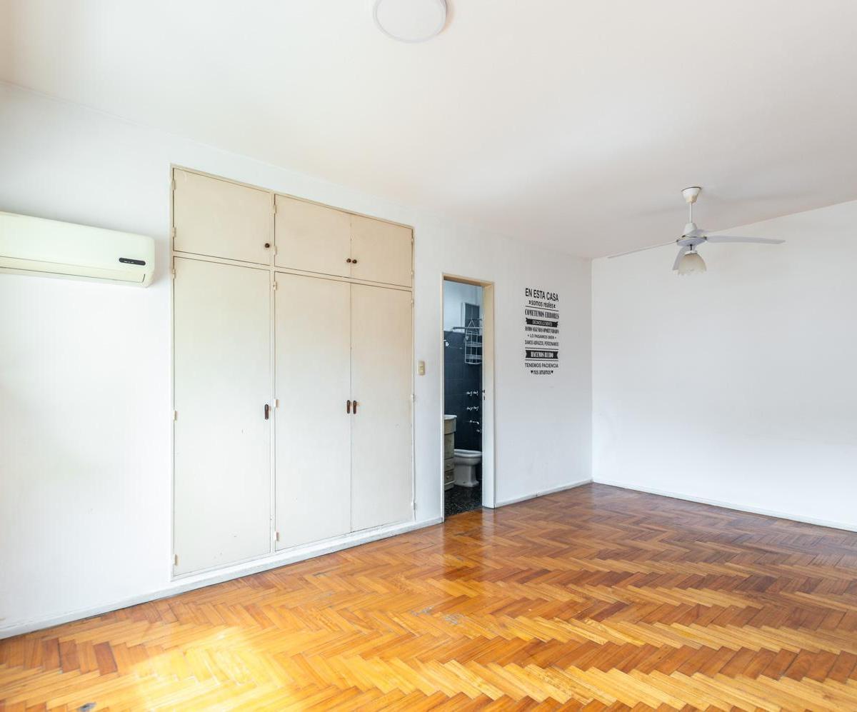 Departamento en Venta Monoambiente en Monte Castro 3