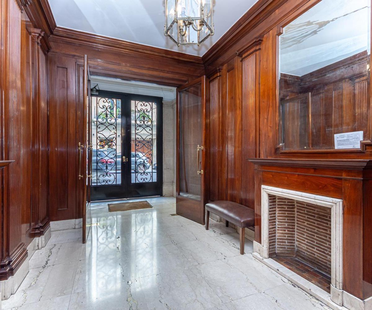 Piso en Venta en Recoleta. Departamento de 5 Ambientes Más Escritorio. Más Dependencias 4