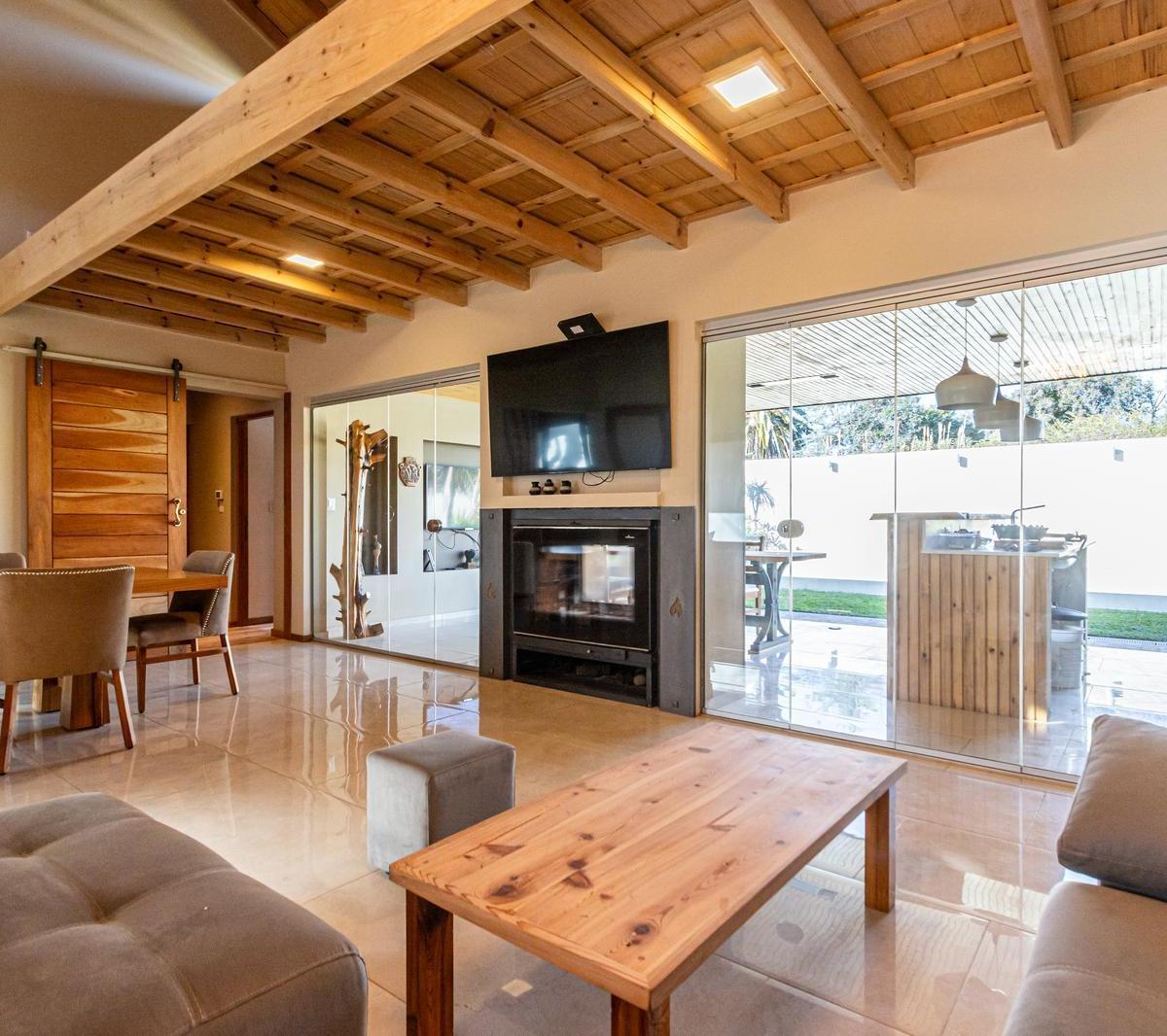 Increíble Casa en Mercedes! 3