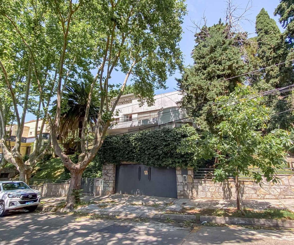 Casa Sobre Terreno de 2000 m² en Vicente Lopez 4