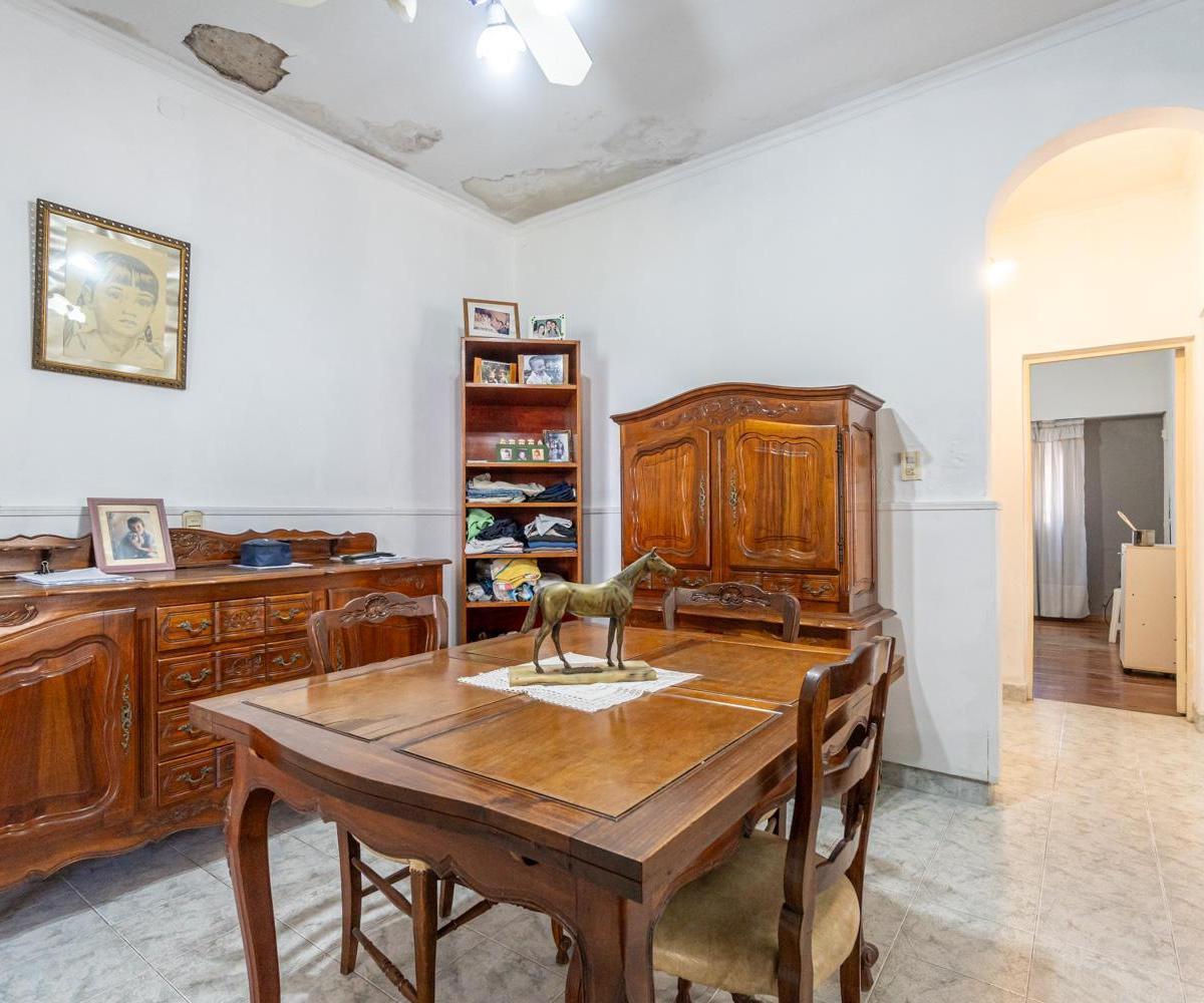 Foto de Venta casa 3 habitaciones y gran playroom en Caseros, imagen 3