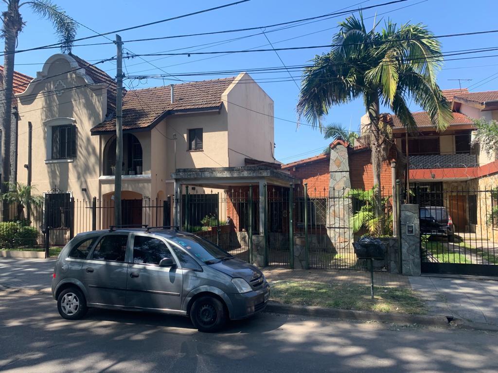 Venta Casa con Garage a Reciclar en Una Planta San Andres 2