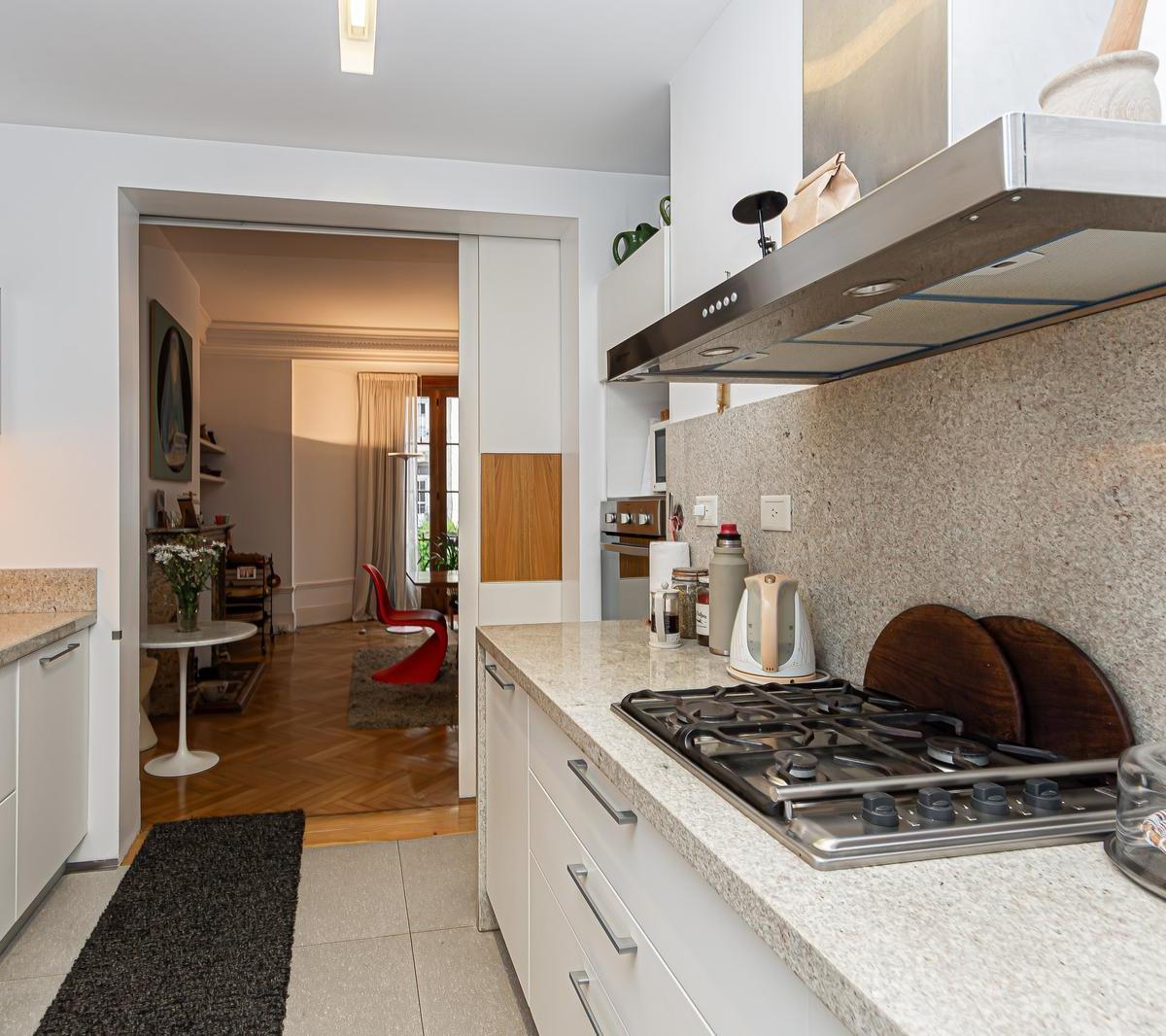 Venta Departamento 4 Amb en Retiro. 2