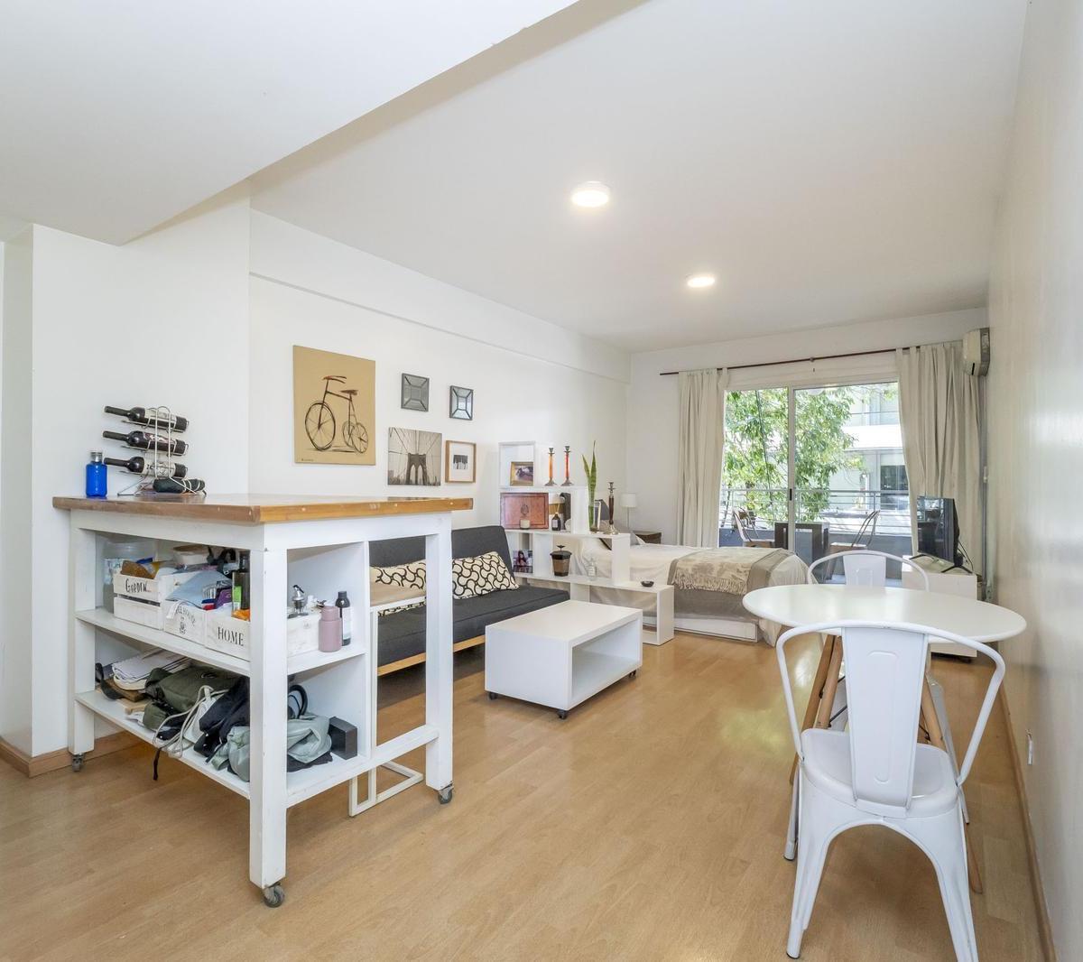 Venta Departamento Monoambiente con Balcon, Recoleta 2