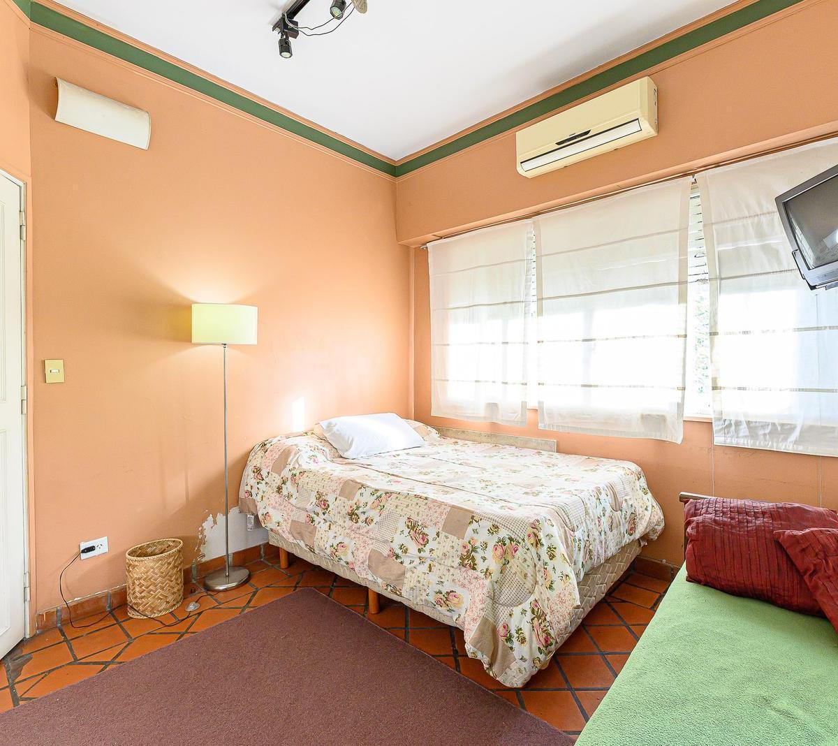 Venta PH. 4 Amb. Entrada Independiente. Sin Expensas. Terraza. Saavedra 5