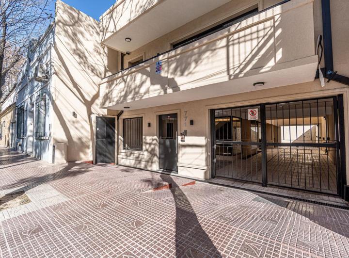 VENTA PISO 3 ambientes 2 baños a estrenar en San Fernando