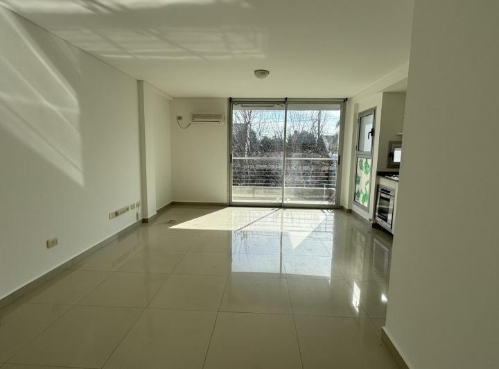 Departamento en Castelar Norte 2