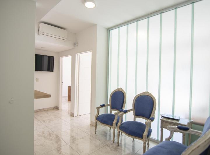 Oficina 3 ambientes con patio y cochera en Almagro 2