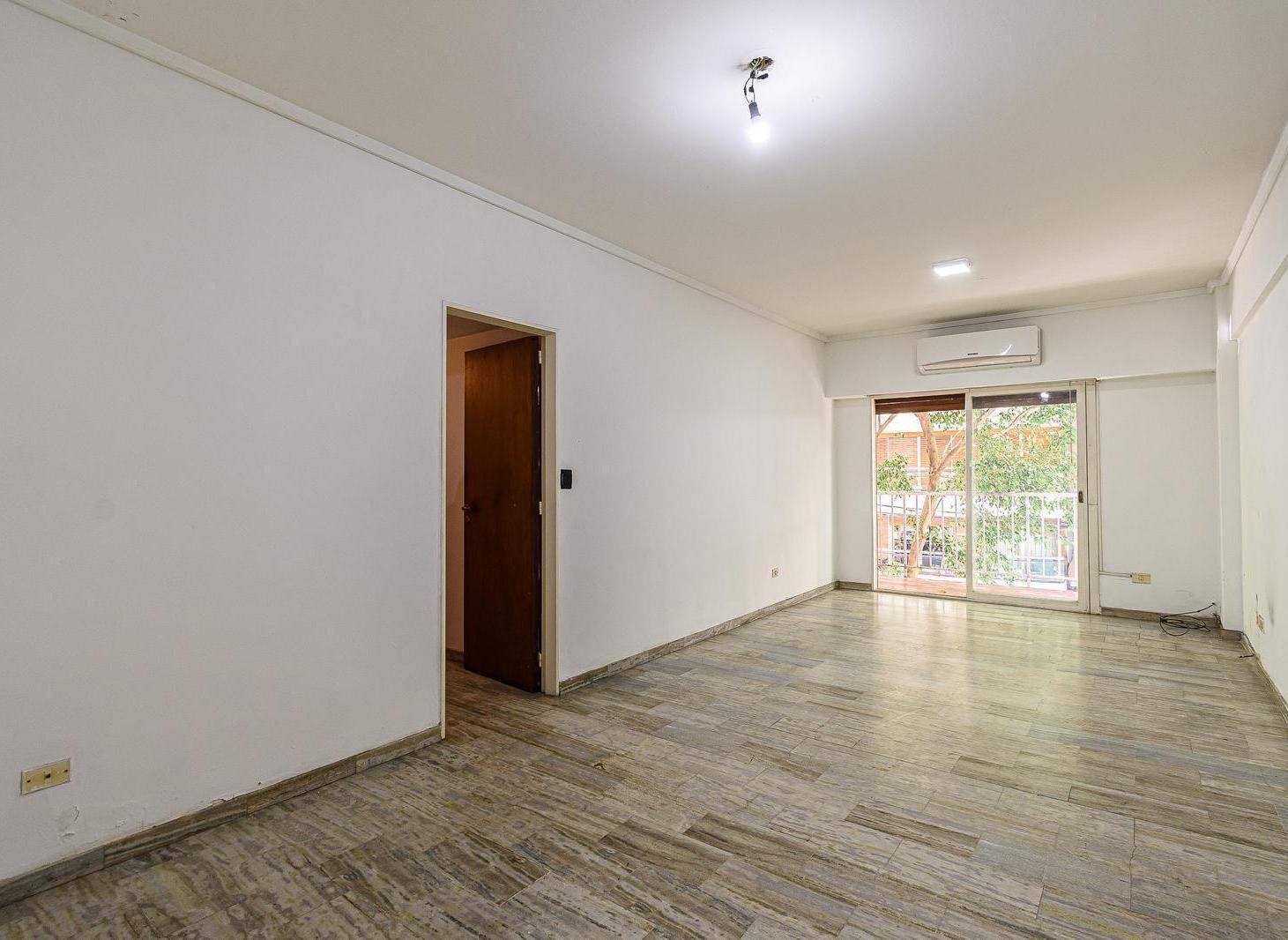 Departamento en venta 4 ambientes, balcón. Villa Urquiza.
