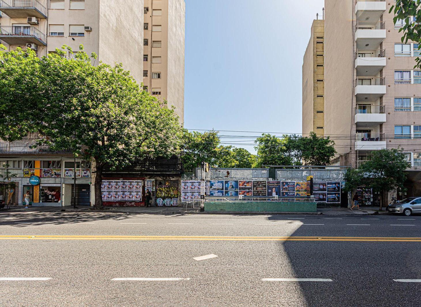 Venta Lote de 730m2 Doble frente sobre avenida Jujuy en San Cristóbal