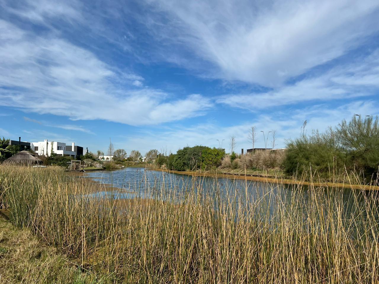 Venta | Lote al agua | Marinas, Puertos del Lago