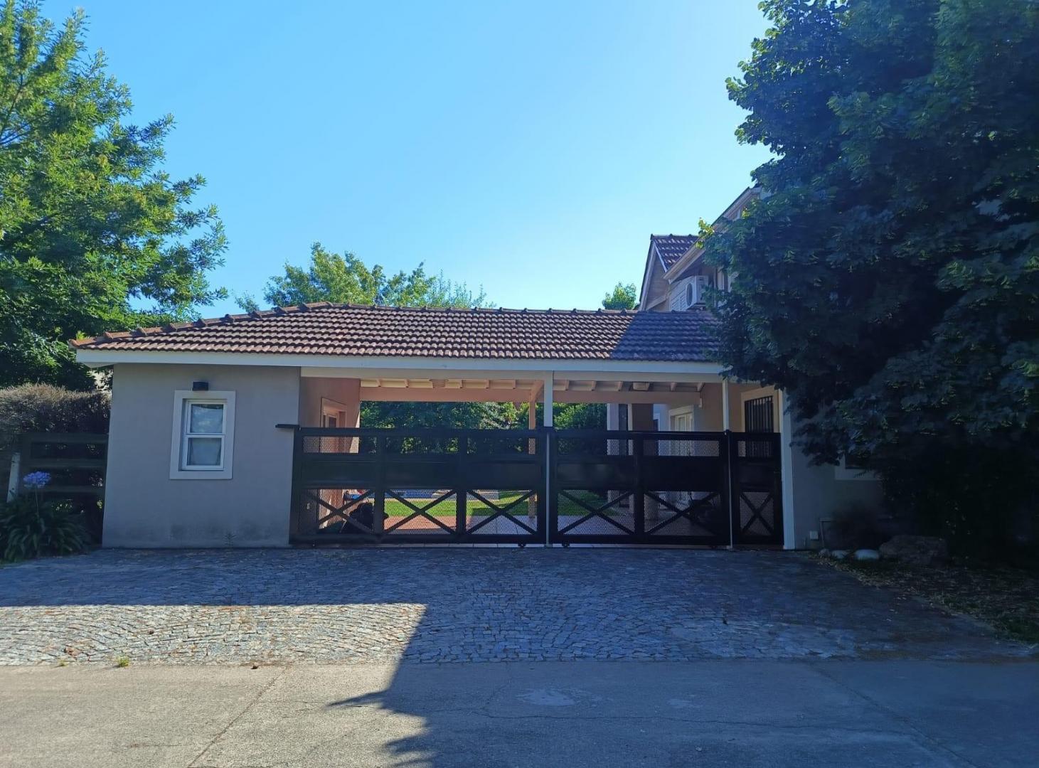 Venta casa en el Portal de Pilar