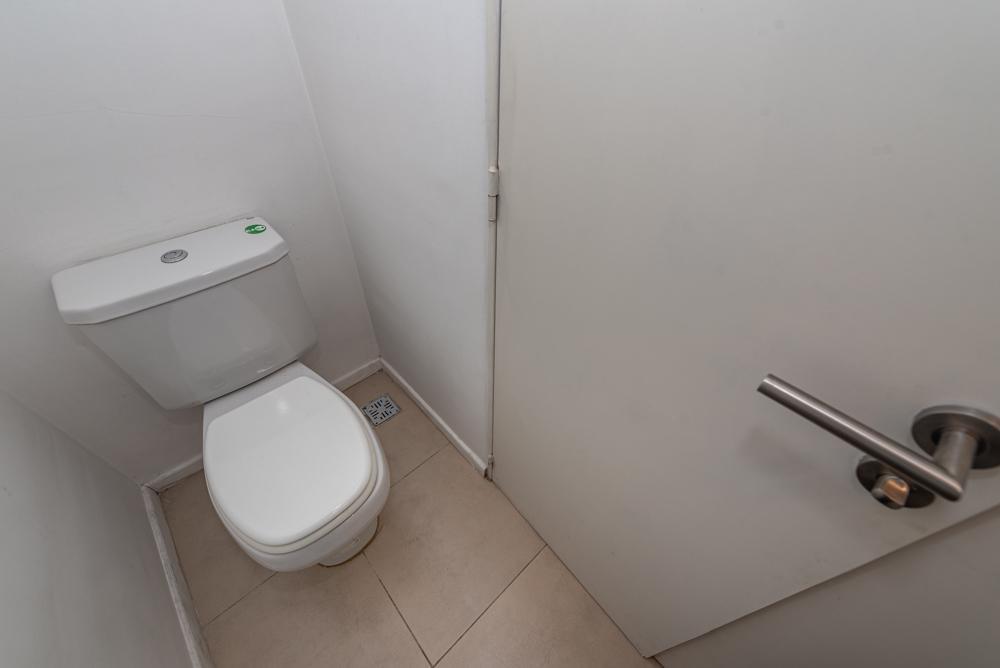 Venta de 2 Ambientes con balcon terraza - cochera - Parque Chas