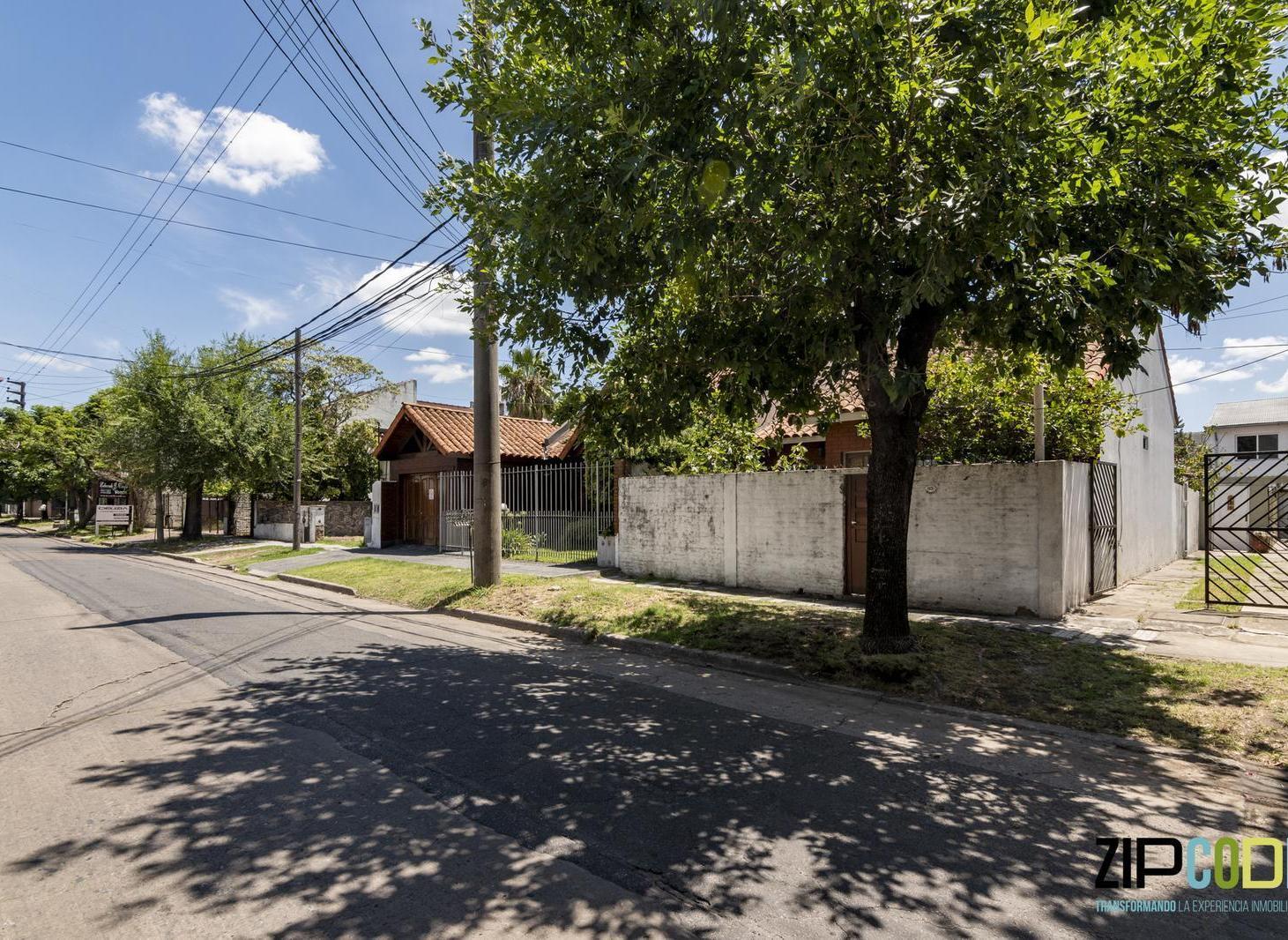 PH en Venta de 2 ambientes con Quincho y Parrilla