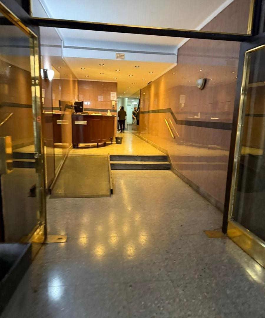Venta COCHERA en TRIBUNALES por Rampa INVERSION