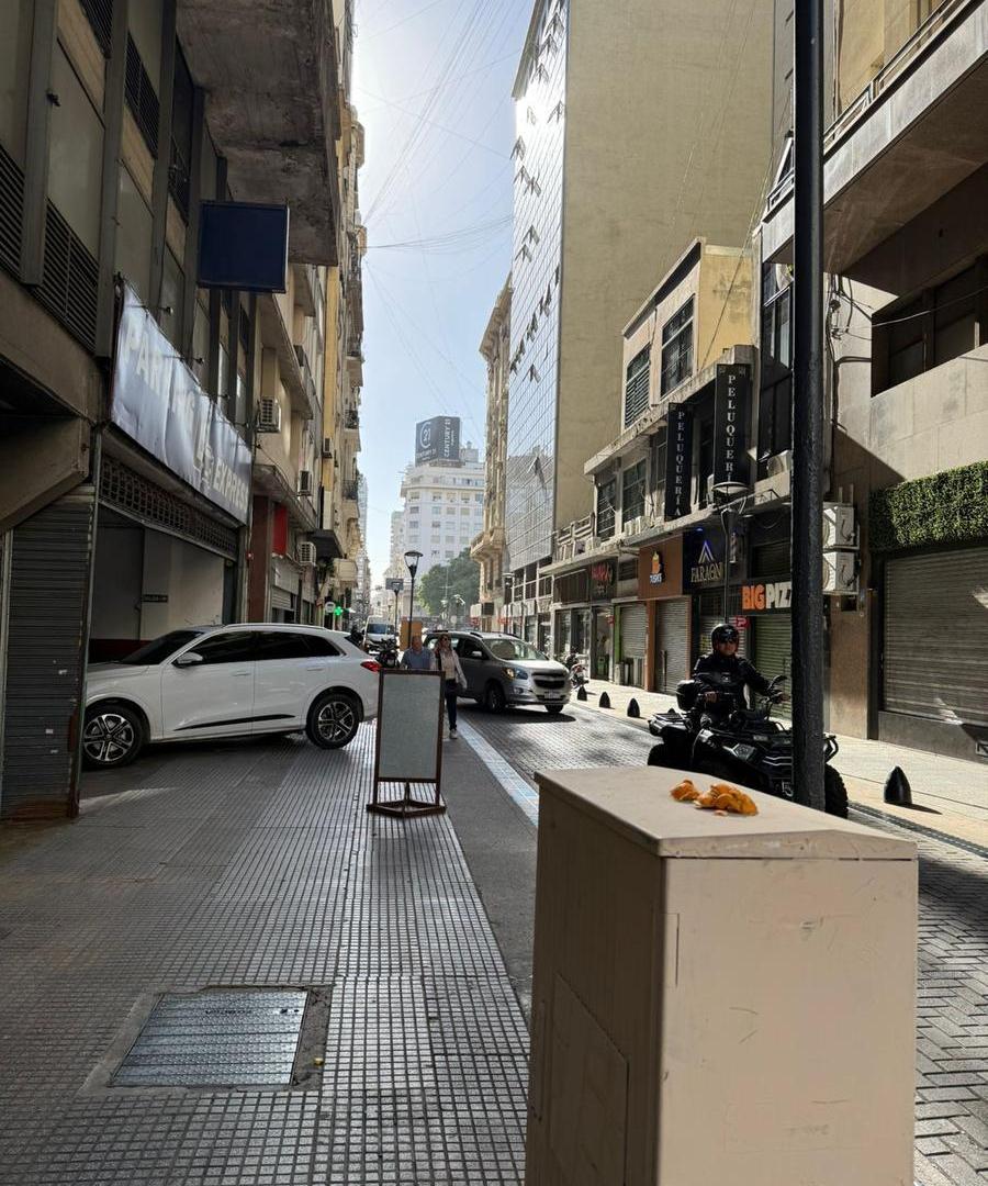 Venta COCHERA en el Centro OBELISCO 24 hs INVERSION Piso 1 Rampa