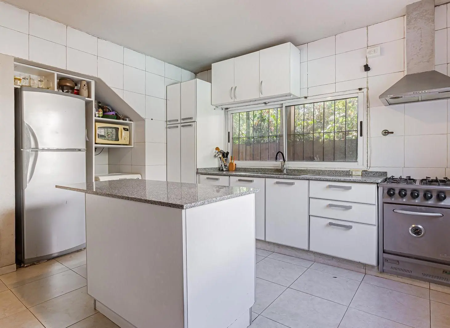 Casa en Venta 6 Ambientes en Manuel Alberti, Pilar con Pileta y Quincho 3