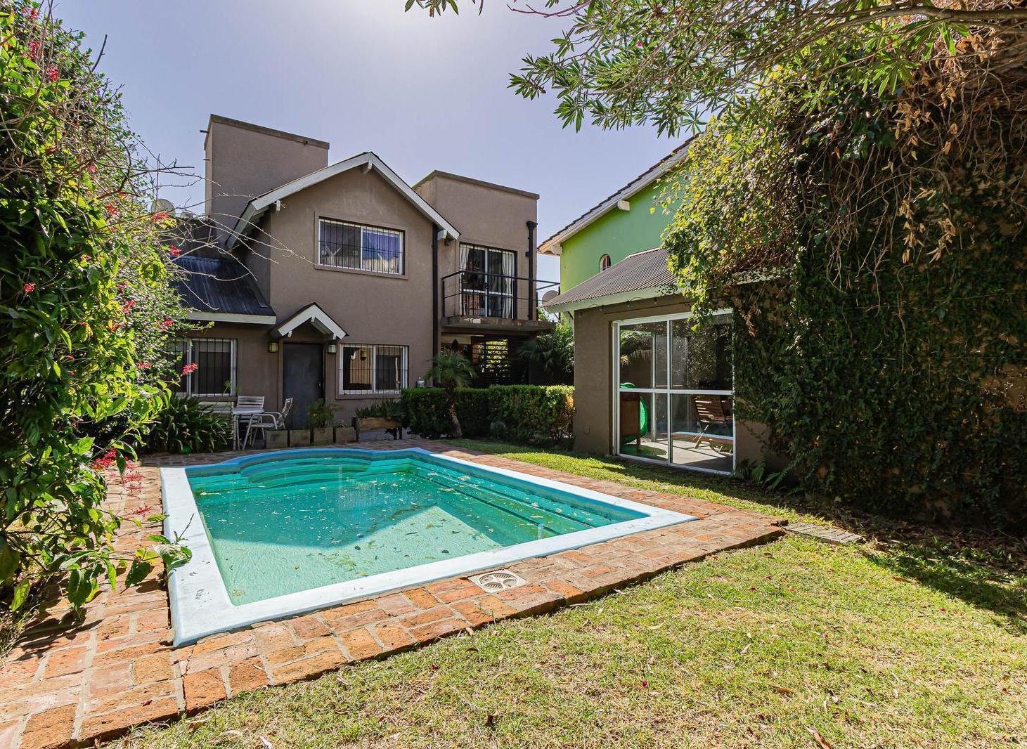 Casa en Venta 6 Ambientes en Manuel Alberti, Pilar con Pileta y Quincho