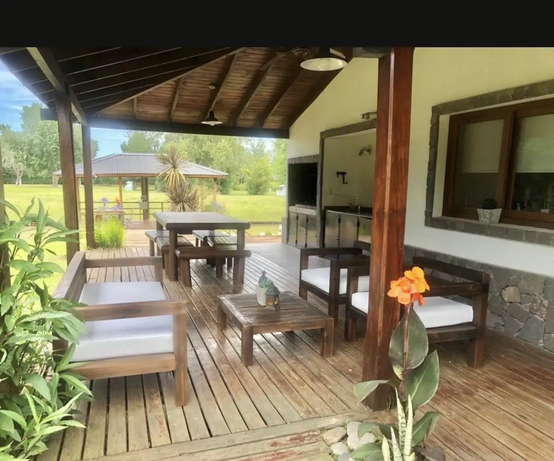 Casa en venta  5 ambientes en Country Nautico Isla del Este con amarra 4