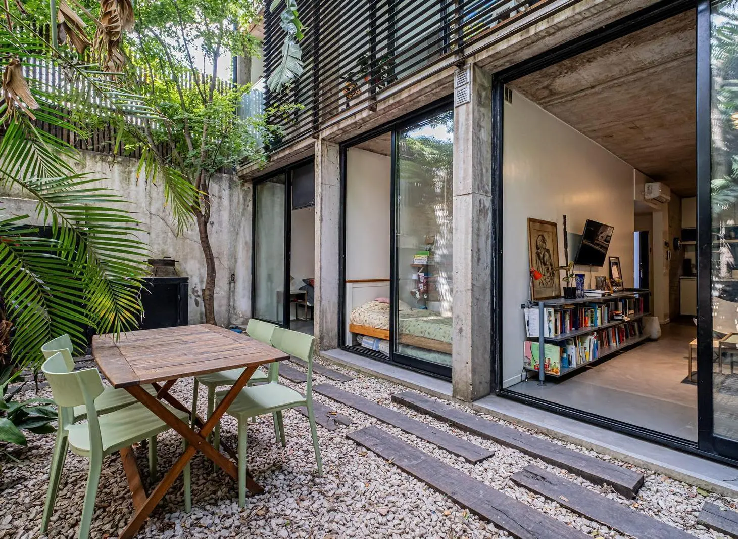 Depto 4 Ambientes en Villa Ortuzar | Patio Arbolado con parrilla | Cochera | Cerca del Subte B 3