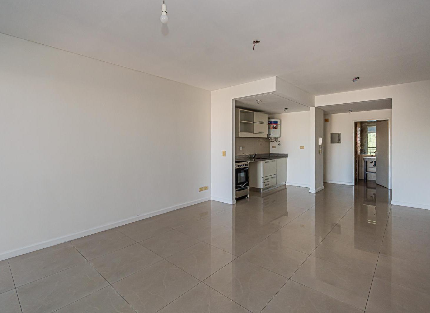 Venta monoambiente con balcón en Villa Devoto