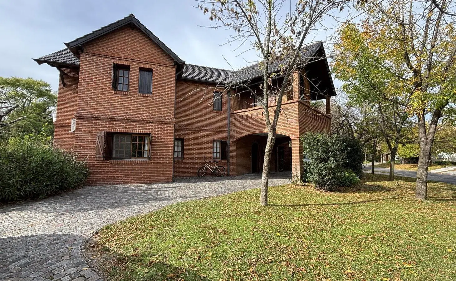 VENTA CASA 5 AMB PILAR SAINT MATTHEW'S DOBLE LOTE ACEPTA PERMUTA 2